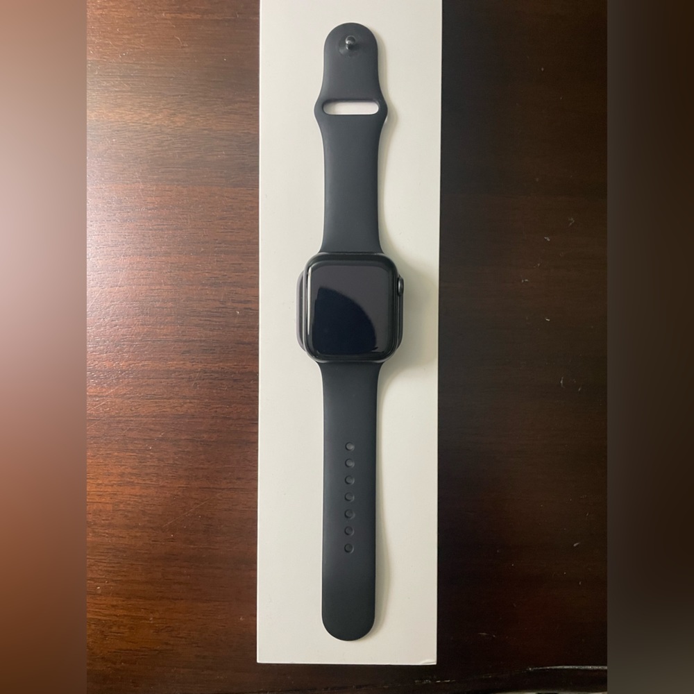 Apple Watch Series 6 + Cellular 44mm Space Gray Aluminum